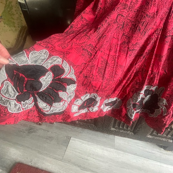 Beautiful Niza Dress - Picture 5 of 8
